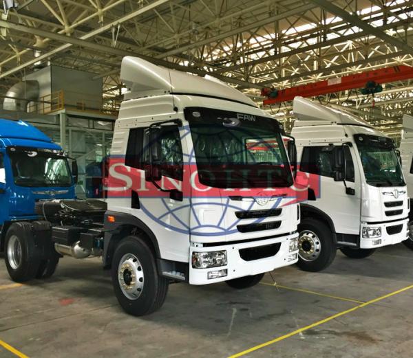 30 Tons Tractor Head Trucks Dragon V Cabin 4x2 Driving Type LHD Steering