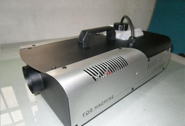 High Pressure Smoke Machine 1200W Stage Effect Lighting For Parties / Shows / Events