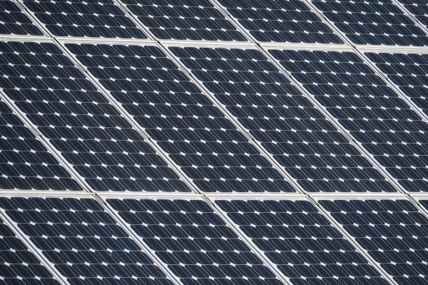 Mono PERC 5bb 9bb Half Cell Solar Panel 220v 375 Watt 500 Watt