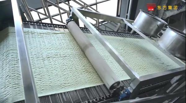 Fully automatic ripen leaf noodle production line