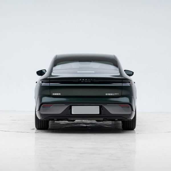2025 New Car for Galaxy Starry 8 >700km EM-P Series PHEV Hybrid 4-door Sedan 5-seater New Energy Vehicle for Sale