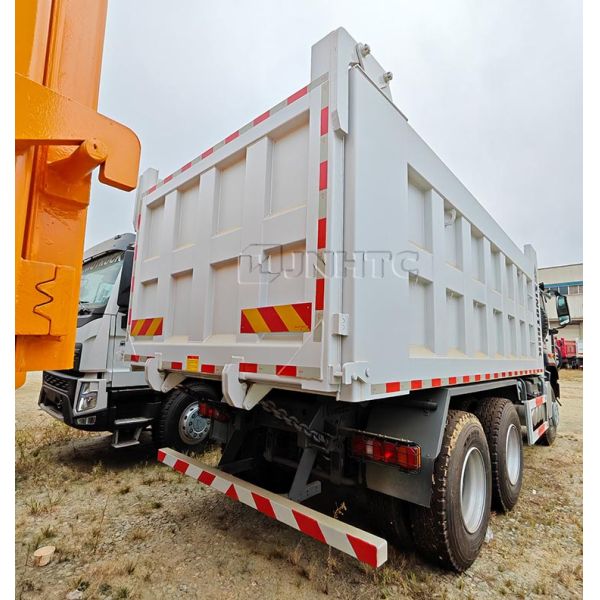 Sinotruk HOHAN Tipper Trucks 6x6 All-Wheel Drive  30Ton New And Used Dump Truck High Quality