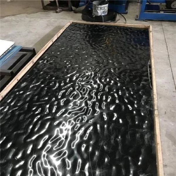 Foshan Factory Direct PVD Titanio negro agua ondulada hoja de acero inoxidable precio