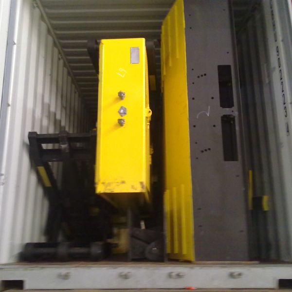 Heavy Duty Extendable 3 axles new lowbed semi trailer howo second hand 20 ft 40 ft truck flatbed semi trailers for container