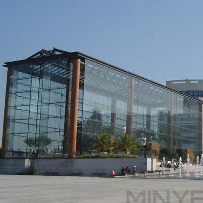 5 mm + 5 mm Paroi de rideau en aluminium Paroi de rideau coupée au laser