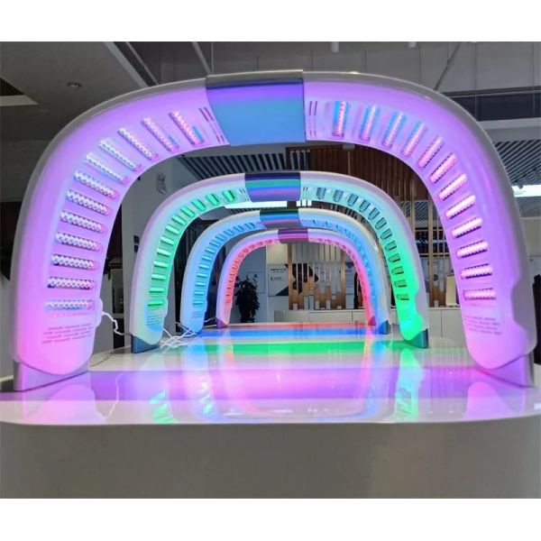 Портативный 640 нм цветный Pdt Led Light Therapy Machine для ухода за телом