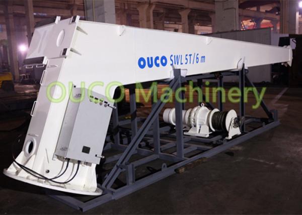 High Reliability Stiff Boom Crane , Marine Small Dock Crane Good Performance