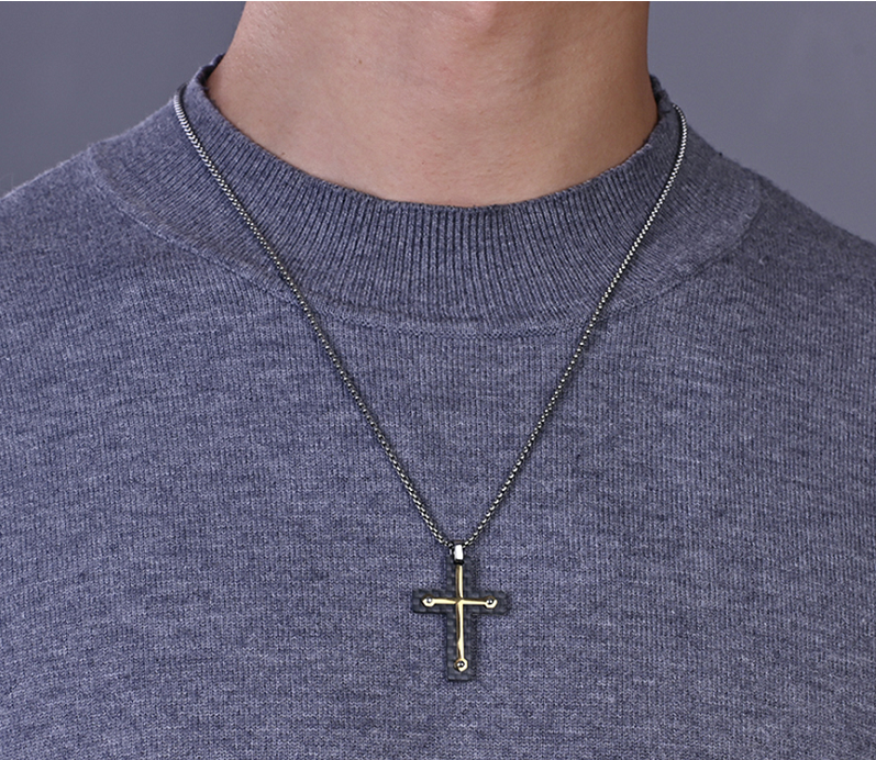 Nuevo colgante de cruz de moda de oro de fibra de carbono negro de oración para hombres collares de acero inoxidable joyas finas