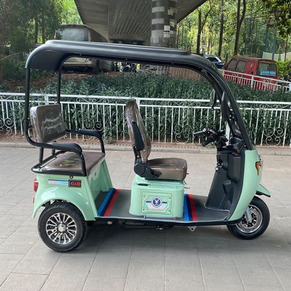 Water Cooled 150cc Engine Tuk Tuk 3-Wheel Motorcycle Motorized Trike Passengers Gasoline Tricycle