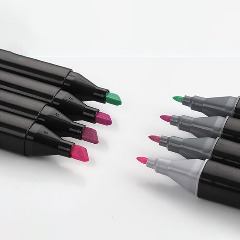 Creative Stationery Wholesale OEM 60colors Sketch Pen Double-ended Triangle Marker Pen for Kids Art Painting