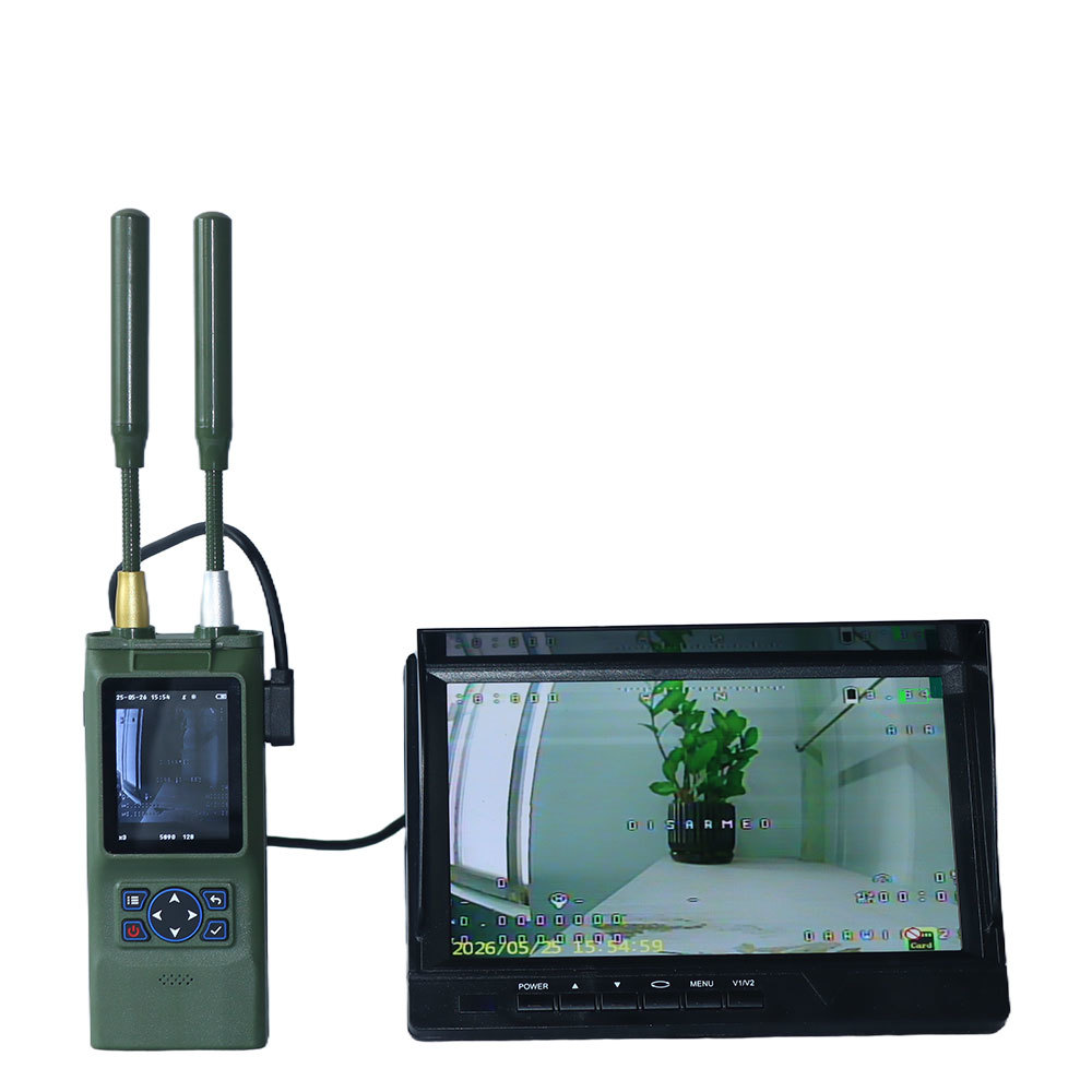 Wearable Drone Detector for Reliable UAS Detection 100MHz-8GHz