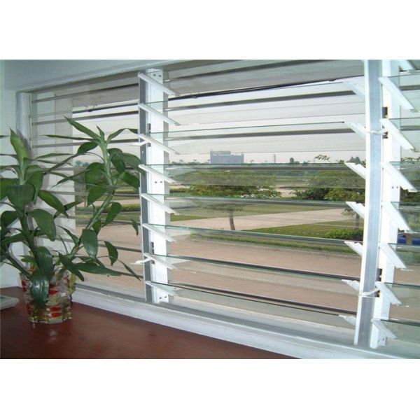 Flat Clear Sheet Glass Customized Picture Frame Glass Acid Resistant With Smooth Surface