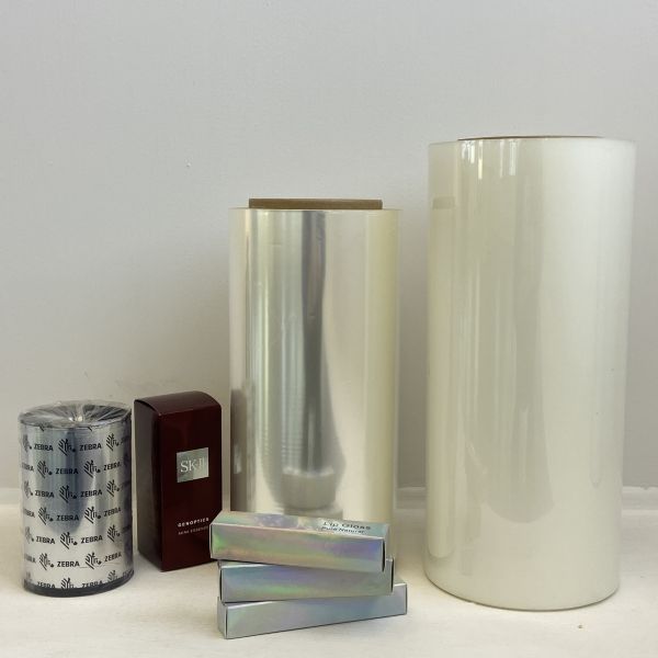 12/15/18/20/25 Microns Matt BOPP Film Plastic Roll Film For Packaging Low Gloss