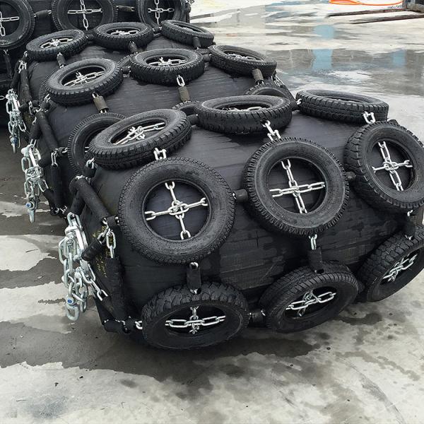 Marine Floating Yokohama Type 1.5x3m Pneumtiac Rubber Fender