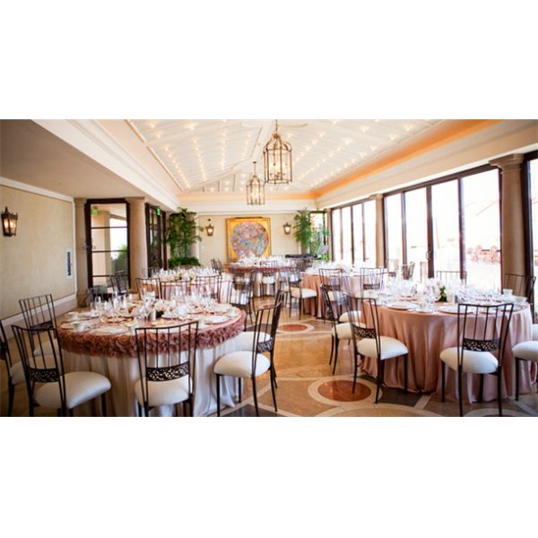 28x28x1.2mm Tube Size Wedding Metal Chiavari Chairs With Cushion