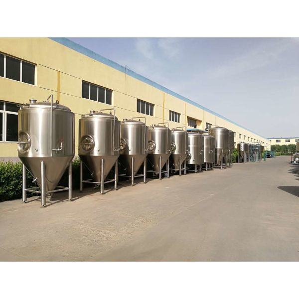 Small Capacity Beer Brewing System 10Hl Fermentation Tanks Stainless Steel Fermenter