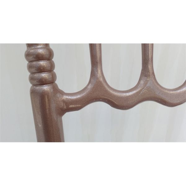 Iron Aluminum Alloy Wedding Chiavari Chair 28*2.0mm 35x2.5mm Tube Size