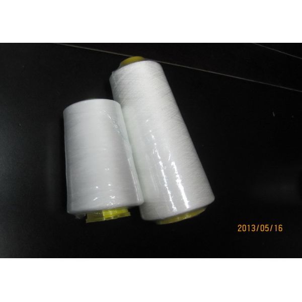 40s a tourné le fil de couture blanc cru, fil blanc de polyester