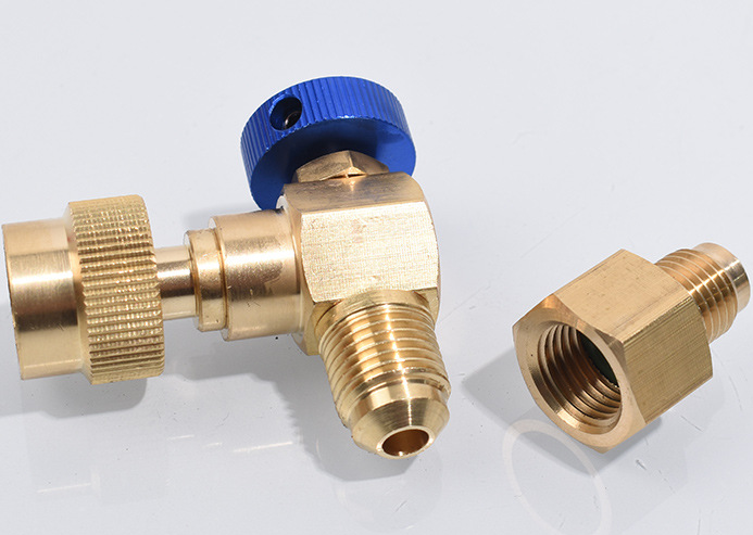 90° Brass Refrigerant Safety Valve with Anti-Freeze Grip for R32 R410A
