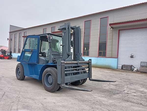 8000kgs FD80 Diesel Fork Truck Japanese Engine 8 Ton Forklift