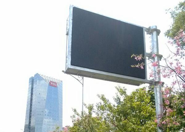 P8mm Outdoor Advertising LED Displays 1600Hz High Brightness 5500cd