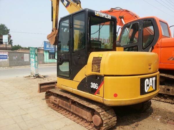 CAT 306 USED MINI EXCAVATOR FOR SALE Original japan