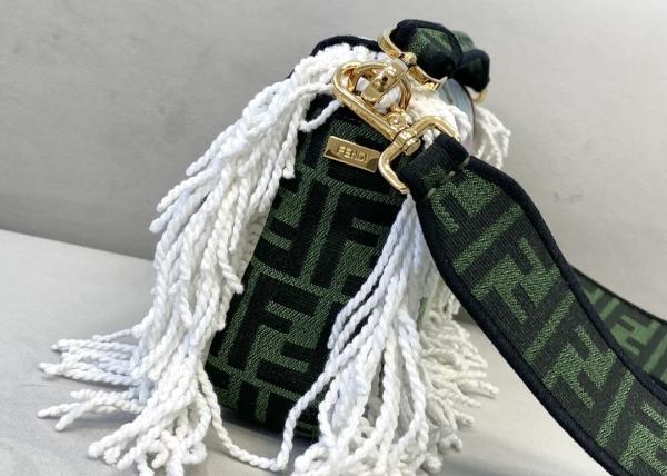 Limited Style Of Baguette Bag Nifty Tassels 	Luxury Cross-Body Bag Hand Embroidery Handbag