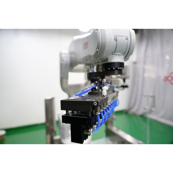 ABB Robot Полностью автоматическая производственная линия для розлива и укупорки туши для губ