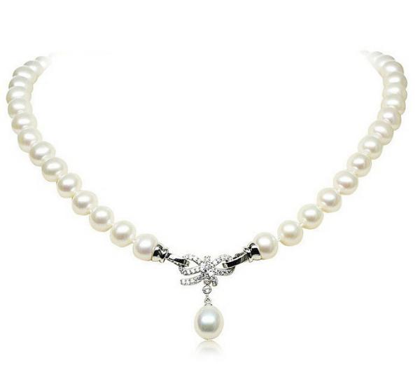 Pearl necklace natural freshwater 8-9 mm nearly round silver pendant