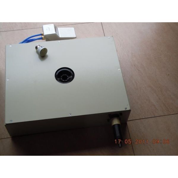 lamp Cap Crimping Punching Machine With 12 Needles Punching Crimping