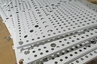 Panneaux muraux décoratifs en aluminium perforés pour fenêtres