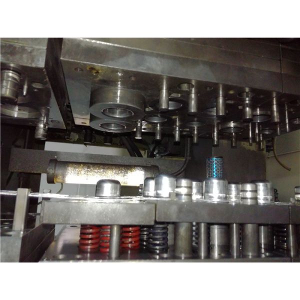 Pièces d'emboutissage à haute précision – Composants métalliques durables, personnalisables, résistants à la corrosion et à tolérance serrée