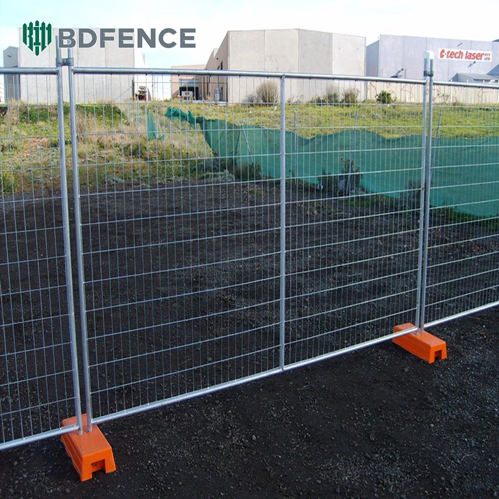 Weather‑All‑Season Temp Construction Fence For Year‑Round Building Jobs