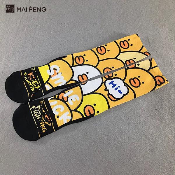 Des chaussettes de dessin animé à demi-terry sublimation imprimées