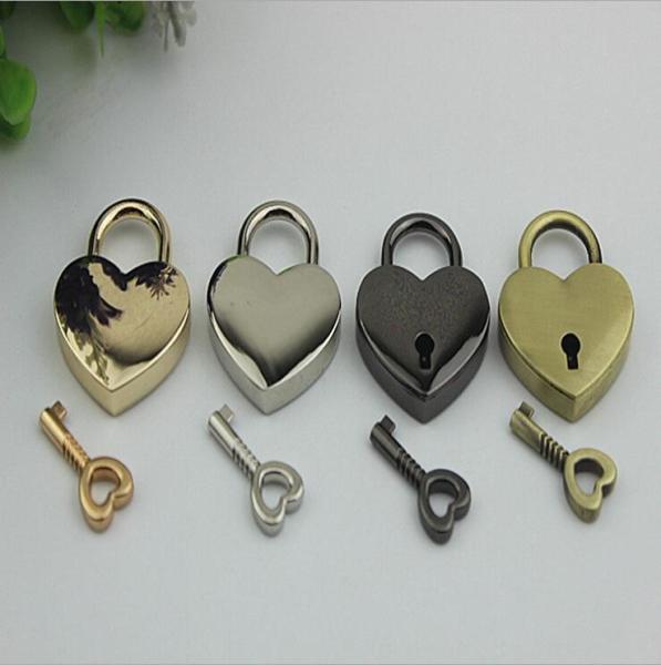 Bag heart-shaped shape light gold hardware decorative wedding padlock luggage hanging concentric lock