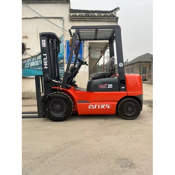 Second Hand Forklift With XINCHAI 490 BPG Engine