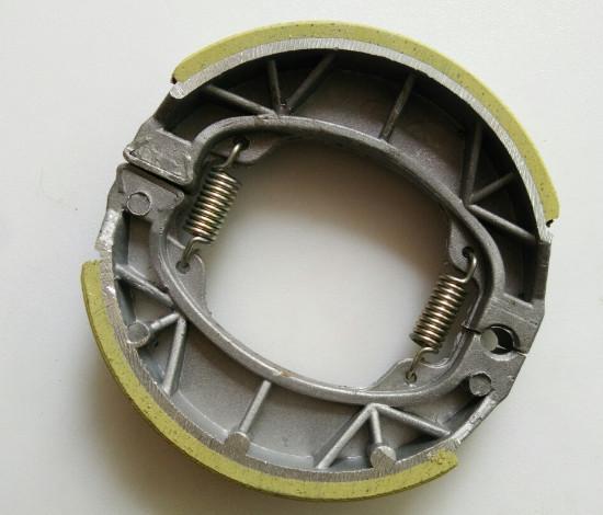 Manufacture CG125 Original Motorcycle Brake Shoe  motorcycle brake shoe lining CG125 BAJAJ GN125