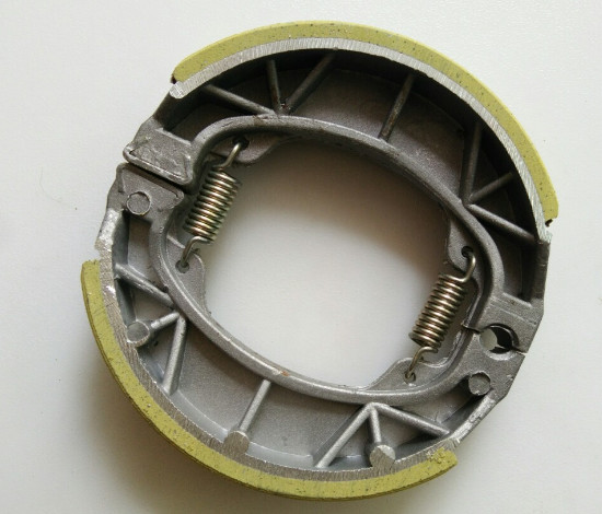 Manufacture CG125 Original Motorcycle Brake Shoe motorcycle brake shoe lining CG125 BAJAJ GN125