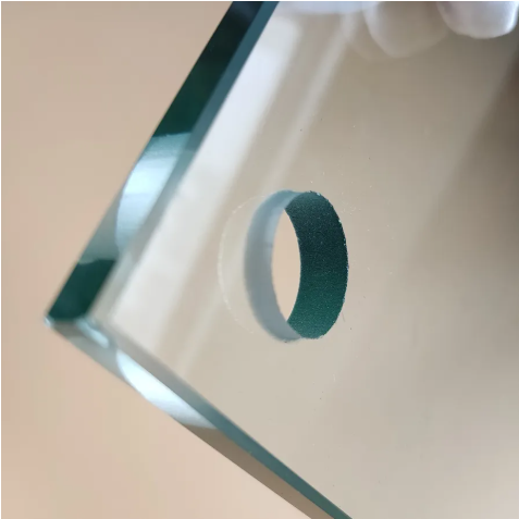 Extra Clear Low Iron Tempered Glass 10mm for Aquarium & Display Case | Crystal View
