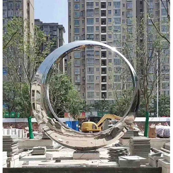 4.0 Meter High 316L Grade Stainless Steel Sculpture