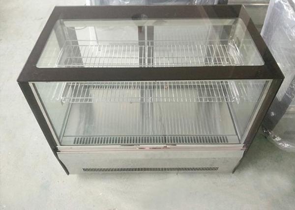 Straight Front Glass Pastry Display Cooler For Retail Stores R290