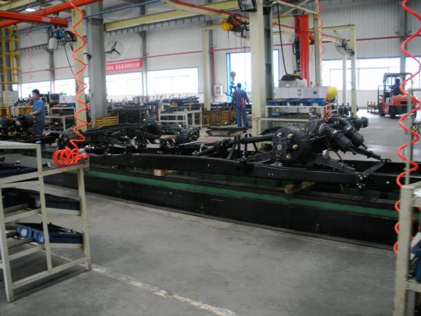 12m Dongfeng 235HP EQ6120KSD Diesel Coach Bus Chassis For Sale