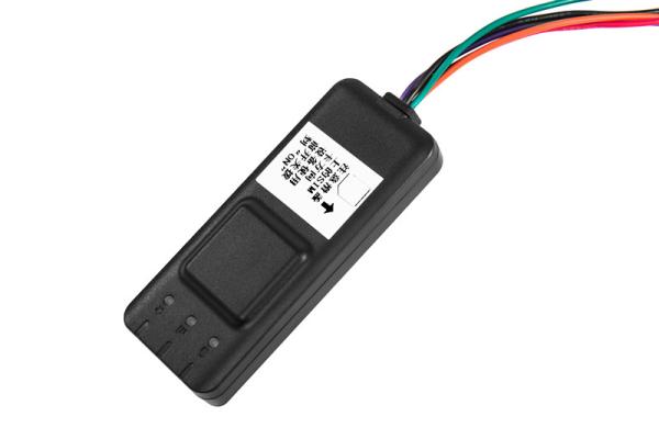 Mini Size GPS Tracking Terminal For Motorcycle With Cutting The Oil And Electricity