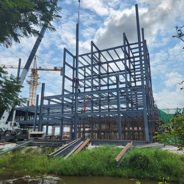 Prefab Steel Structure Warehouse Building Q235B Q355B 50 Years Life