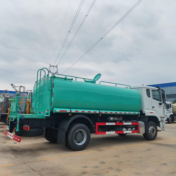 Sinotruk Howo Water Tanker Truck 15001L - 30000L Water Delivery Truck