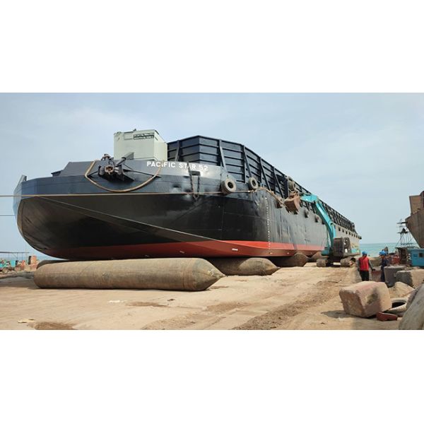 OEM Судостроительные заводы Надувная резиновая подушка безопасности, Черный морской резиновый воздушный шар