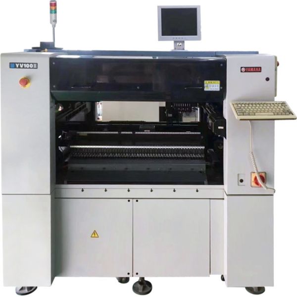 Yamaha YV100II использовало приведенную линию машину CNSMT SMT