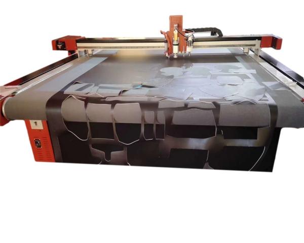Round Knife Oscillation Garment Cutting Machine for Fabric Textile Size 3420*2350*1220mm