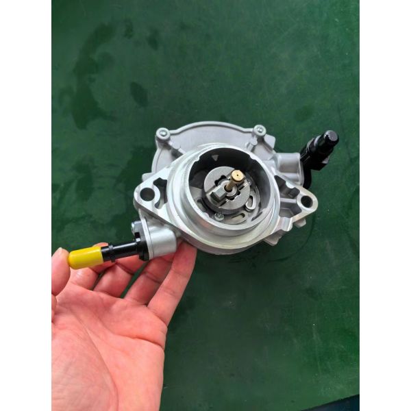 Ford Ragner 2.2 Diesel CYRB BK3Q-2A451-FA  U20218G00  2011-2014 Vacuum Pump