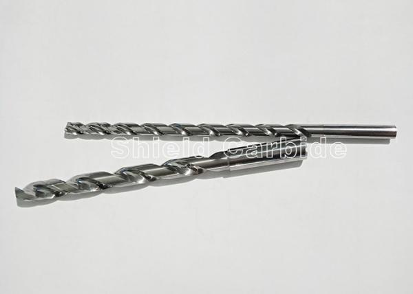 Deep Hole Solid Carbide Drills Tungsten Carbide Twist Drill Bits ISO 9001 Certificated